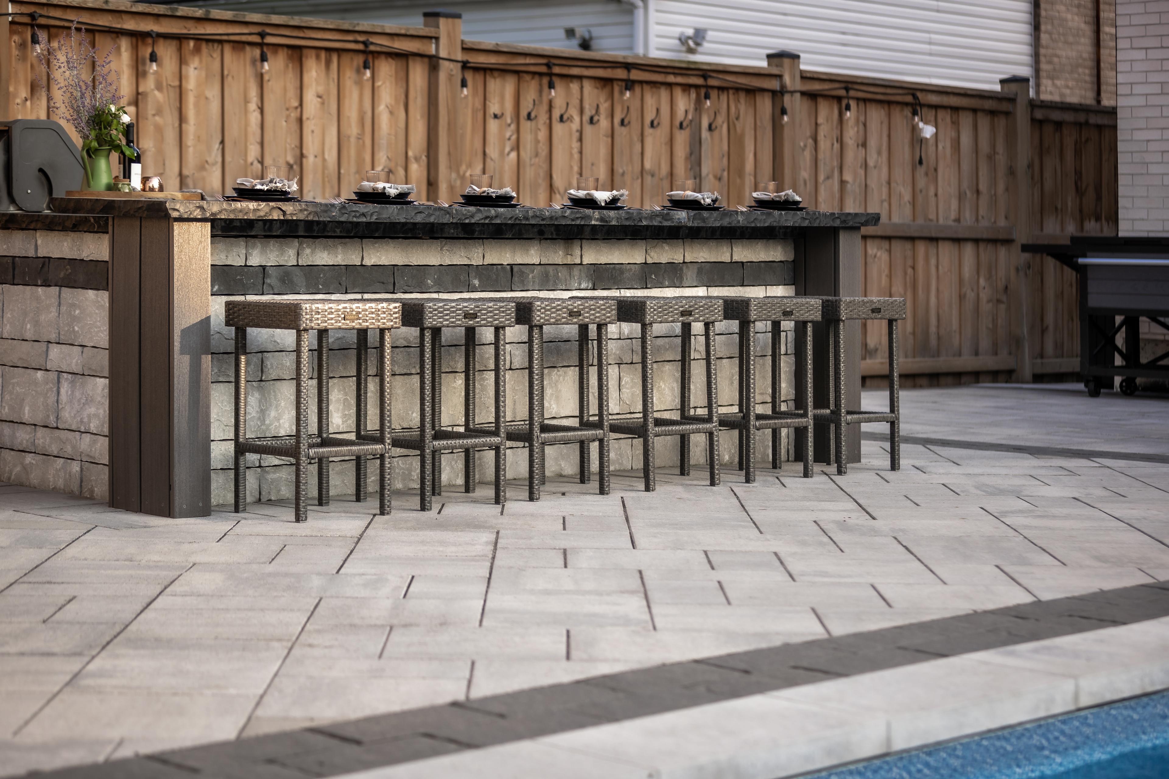 Dundas Luxury Living