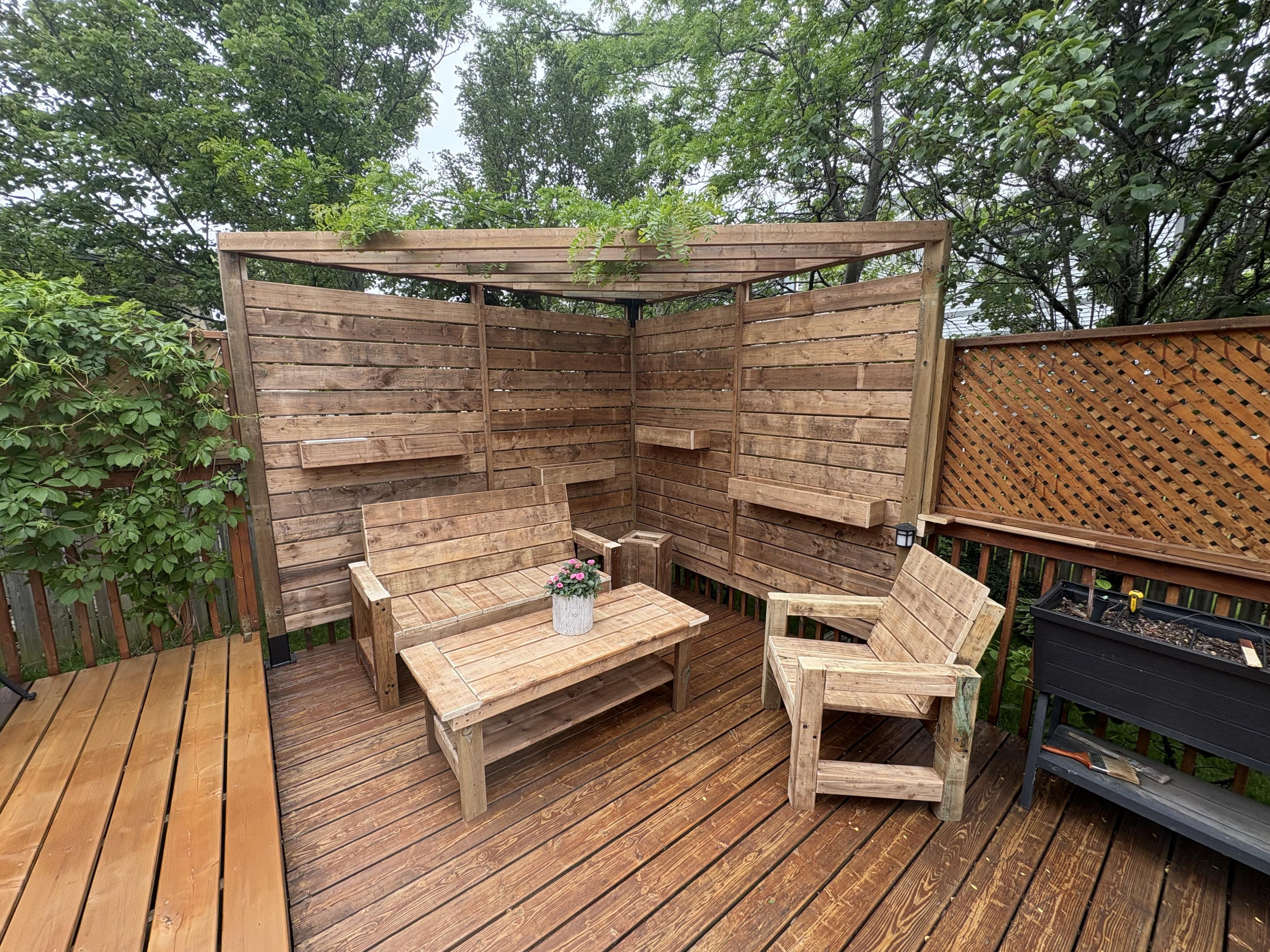 Stoney Creek - Privacy Fence & Deck repair